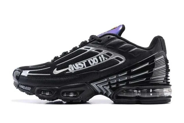AIR MAX PLUS TN 3 'JUST DO IT METALLIC SILVER'