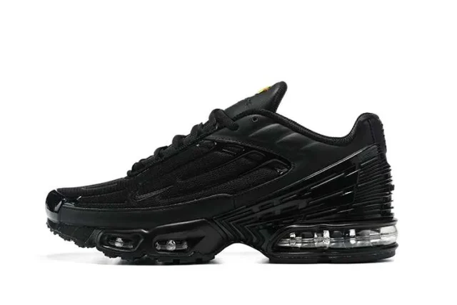 AIR MAX PLUS TN 3 'TRIPLE BLACK'