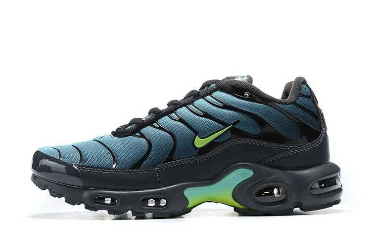 AIR MAX PLUS TN 'IRIDESCENT'