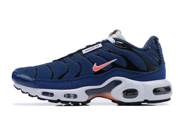 AIR MAX PLUS TN 'RUNNING CLUB'