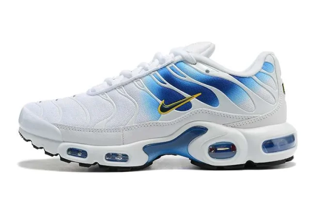 AIR MAX PLUS TN 'SPRAY PAINT SWOOSH'