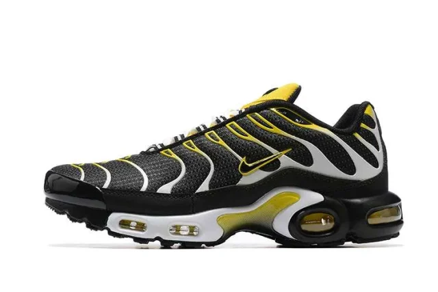 AIR MAX PLUS TN 'TOUR YELLOW'
