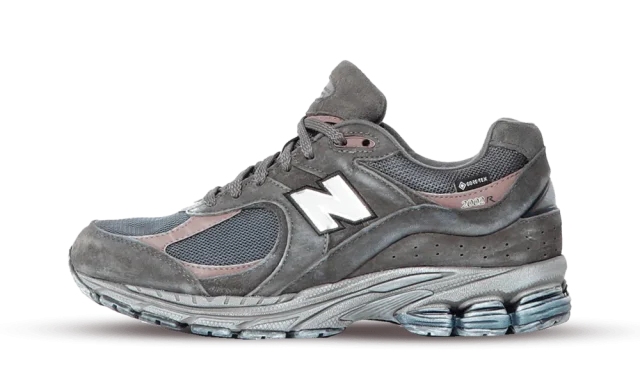 NB 2002R Gore-Tex Dark Grey