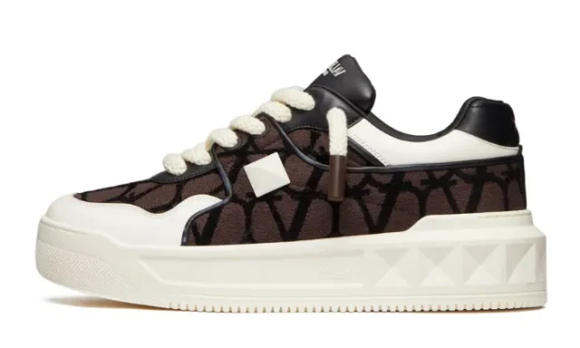 One Stud XL leather sneakers