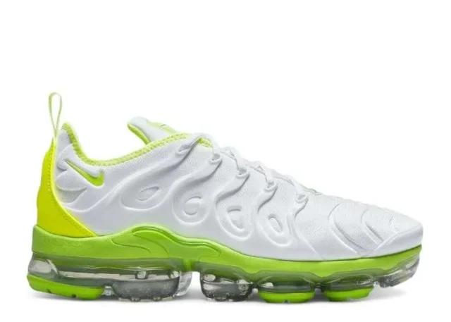 VAPORMAX PLUS