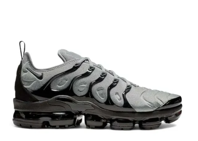 VAPORMAX PLUS